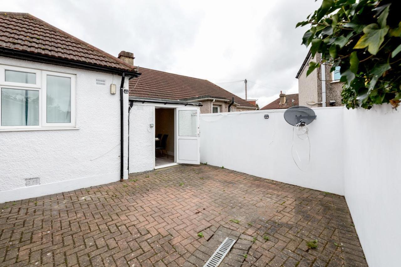 Dartford, Kent - Modern 2Bd 2Bath En-Suite Bungalow M25 Bluewater 외부 사진